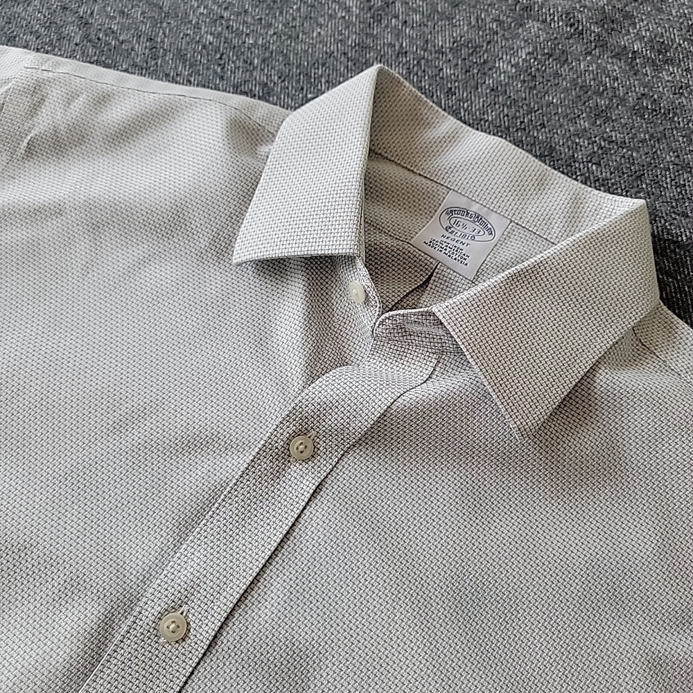 Brooks Brothers Shirt Mens 16.5 33 Regent Gray Textured Button Up Supima NonIron